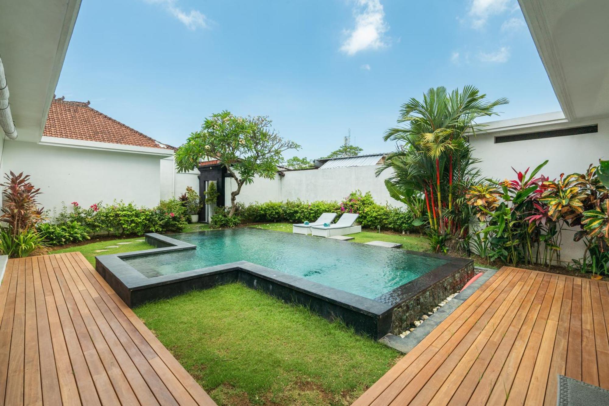 Modern 3 Bedrooms Villa Beach Walking Distance 세미냑 외부 사진