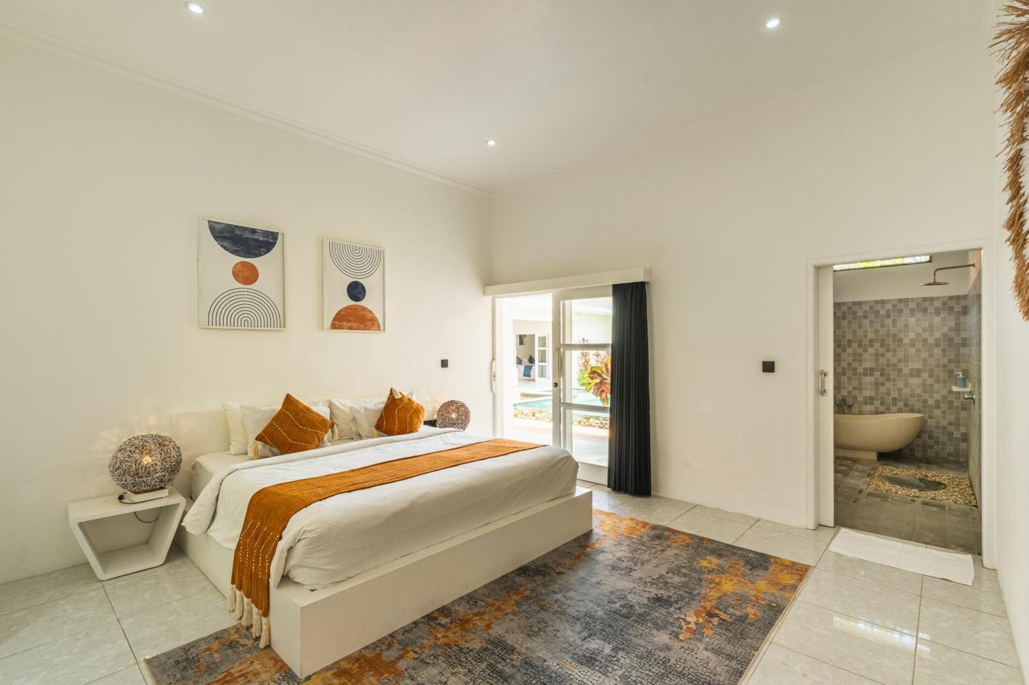 Modern 3 Bedrooms Villa Beach Walking Distance 세미냑 외부 사진