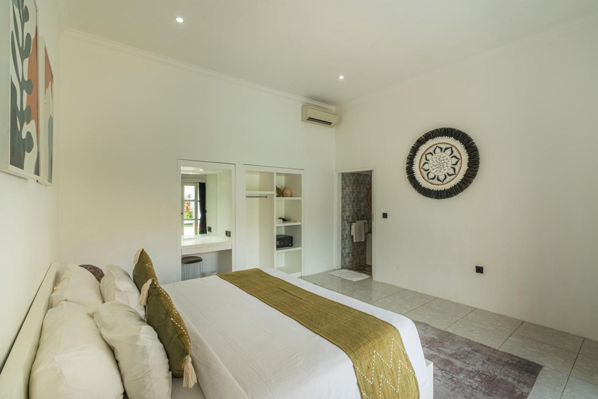 Modern 3 Bedrooms Villa Beach Walking Distance 세미냑 외부 사진